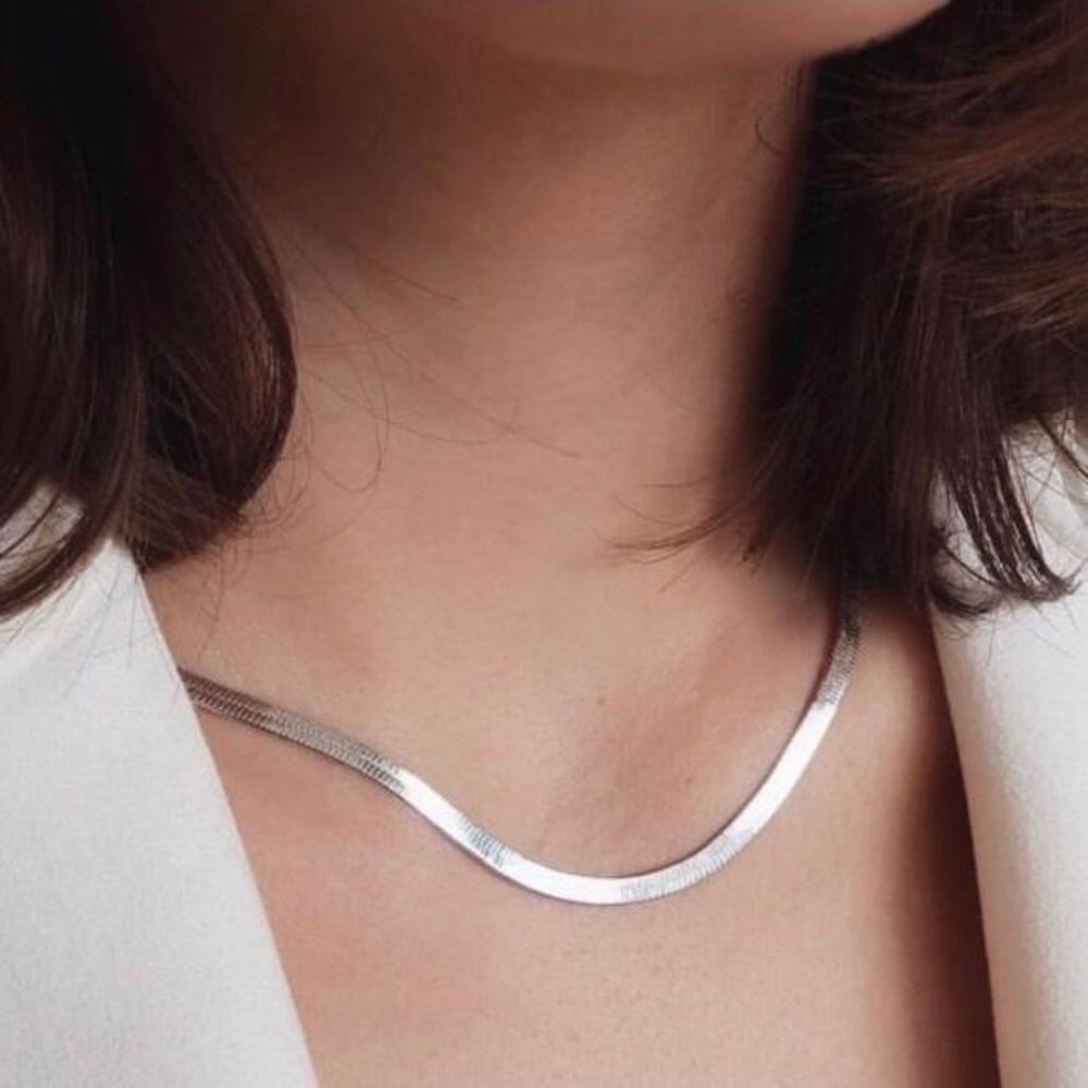 NEW 925 STERLING SILVER HERRINGBONE NECKLACE, NICE NECKLACE, CUTE NECKLACE
